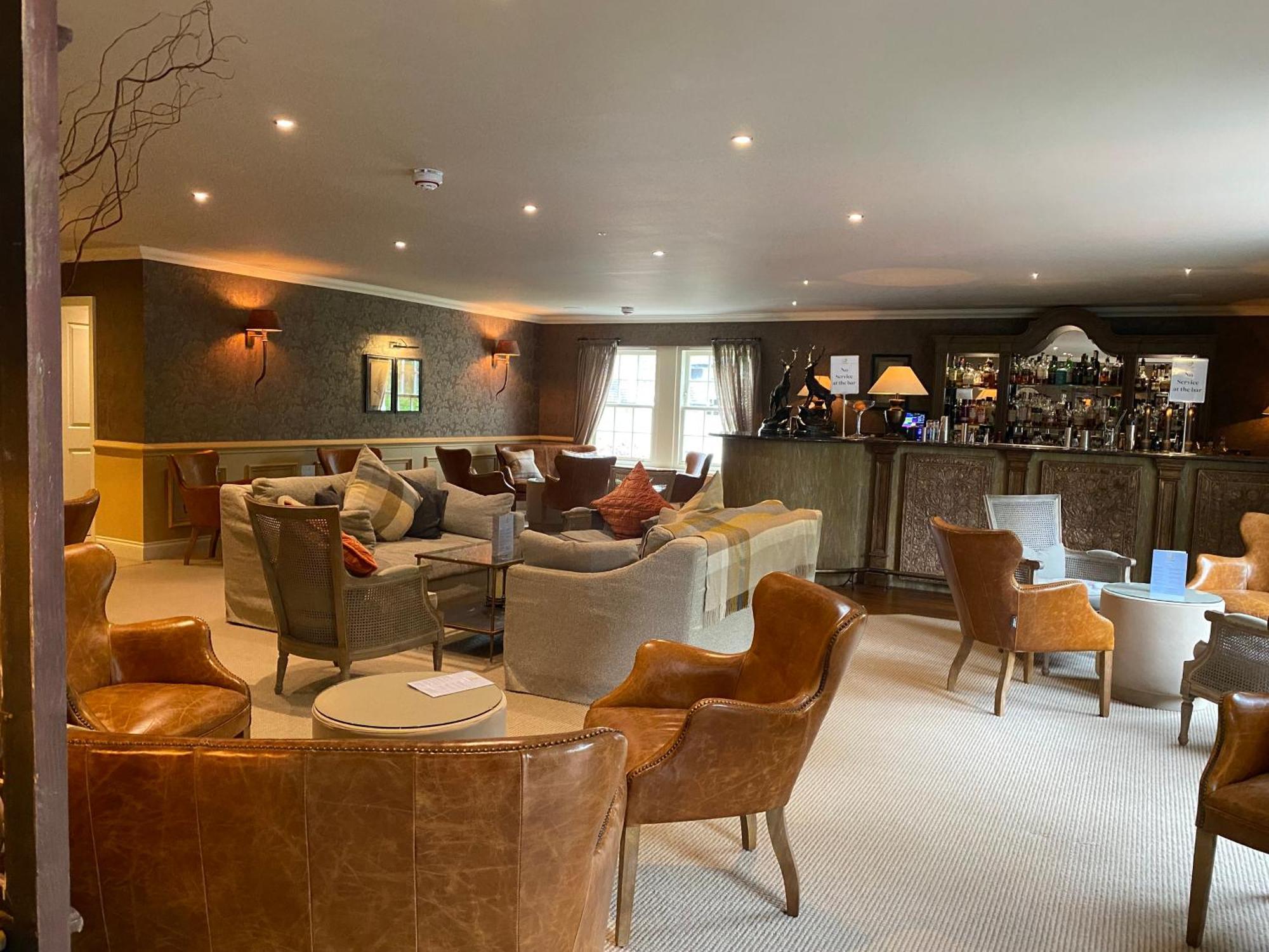 Cairn Lodge Охтерардър Екстериор снимка